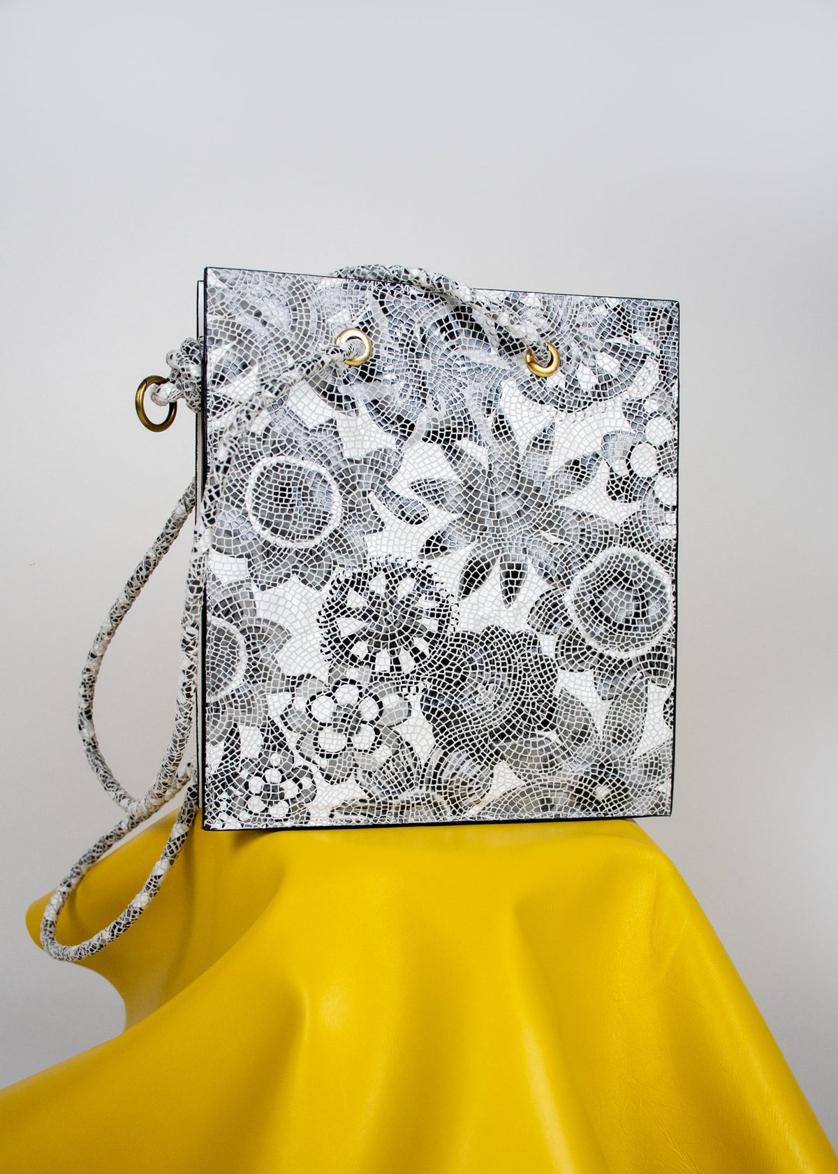 Heart Bag - M